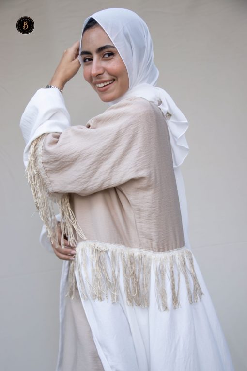 كاردي اوف وايت في بيج بشراشيب دهبي - Image 6
