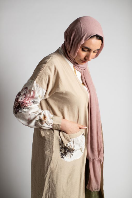 Flowry Cardigan In Beige - Image 5