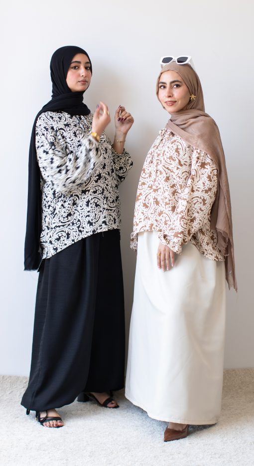Black flowry blouse - Image 10