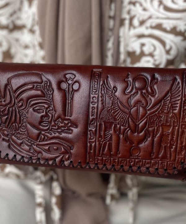 محفظة كليوباترا