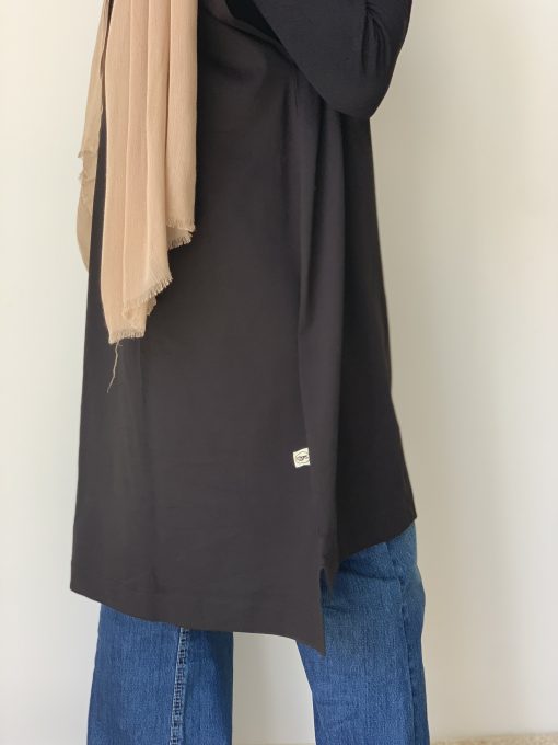 Medium Black Cotton Basic with Side Slit - Image 4