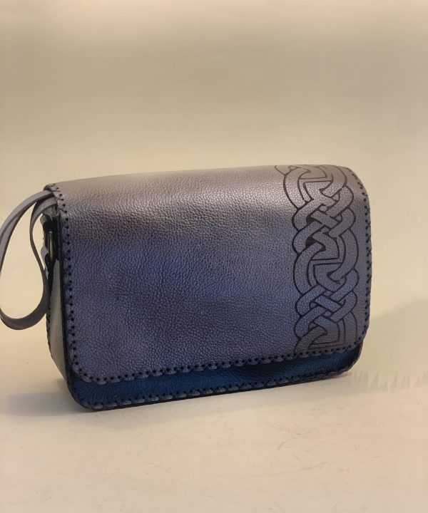 شنطة لمسة الفخامة