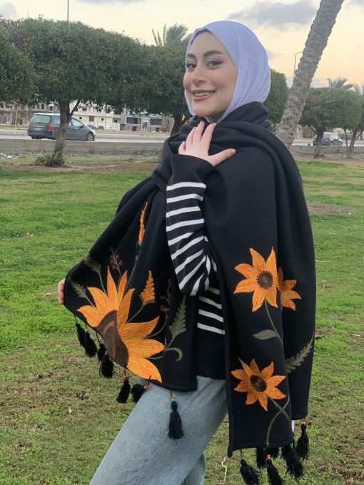 Sunflower Touch Shawl - Image 3
