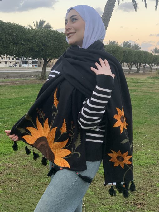 Sunflower Touch Shawl - Image 4