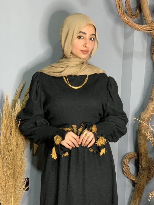 ⁦فستان صوف اسود⁩ - الصورة ⁦4⁩