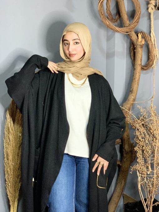 ⁦كاردي اسود في ذهبي⁩ - الصورة ⁦3⁩
