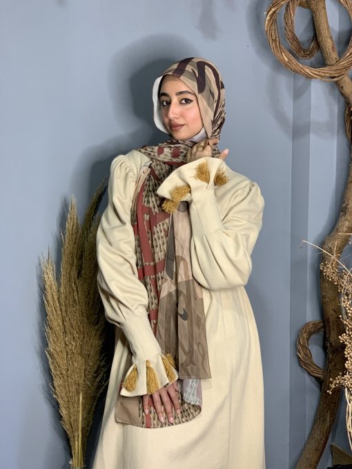 ⁦فستان صوف بيج⁩ - الصورة ⁦3⁩