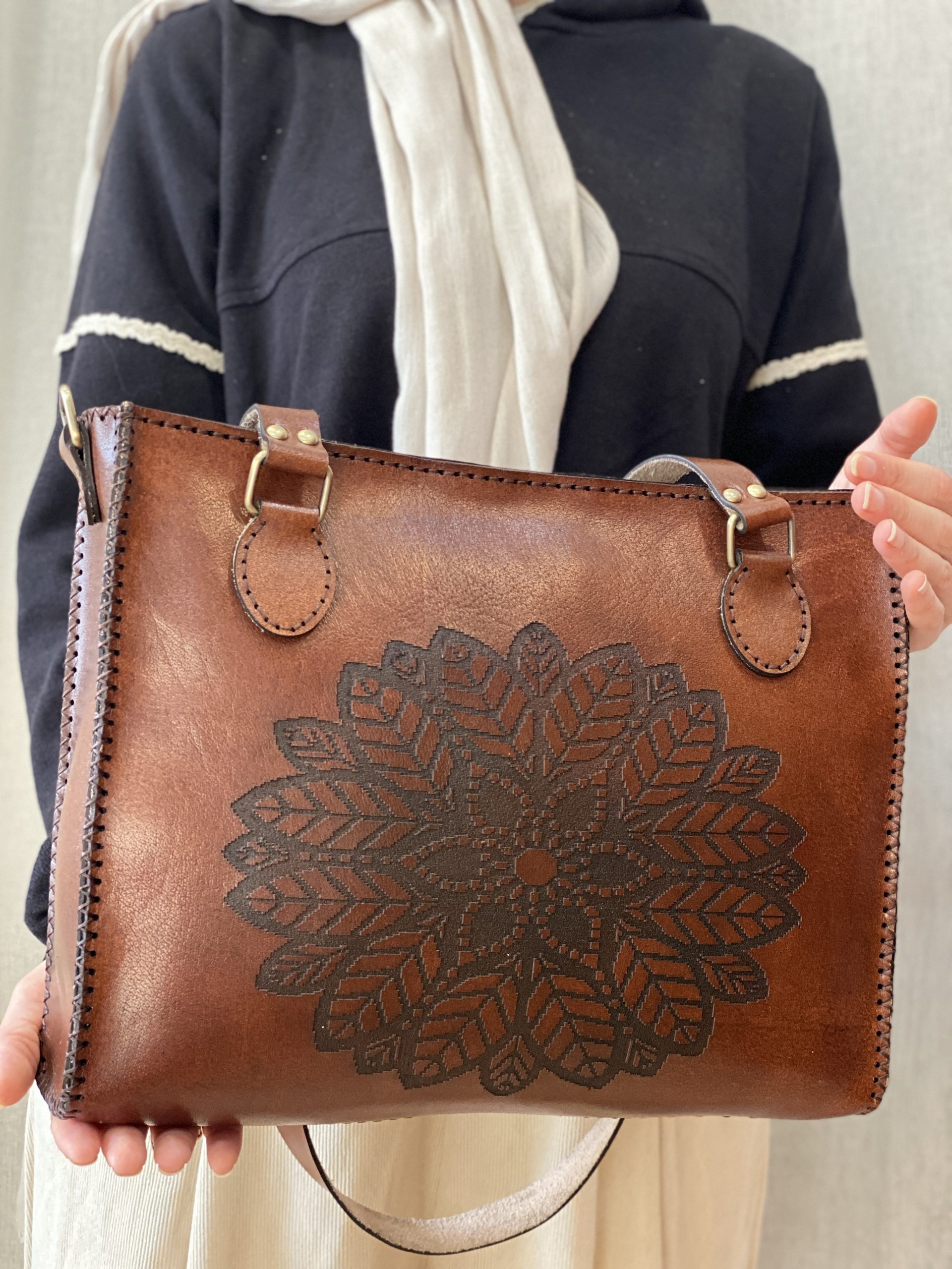 Details of Grace Bag - Image 4