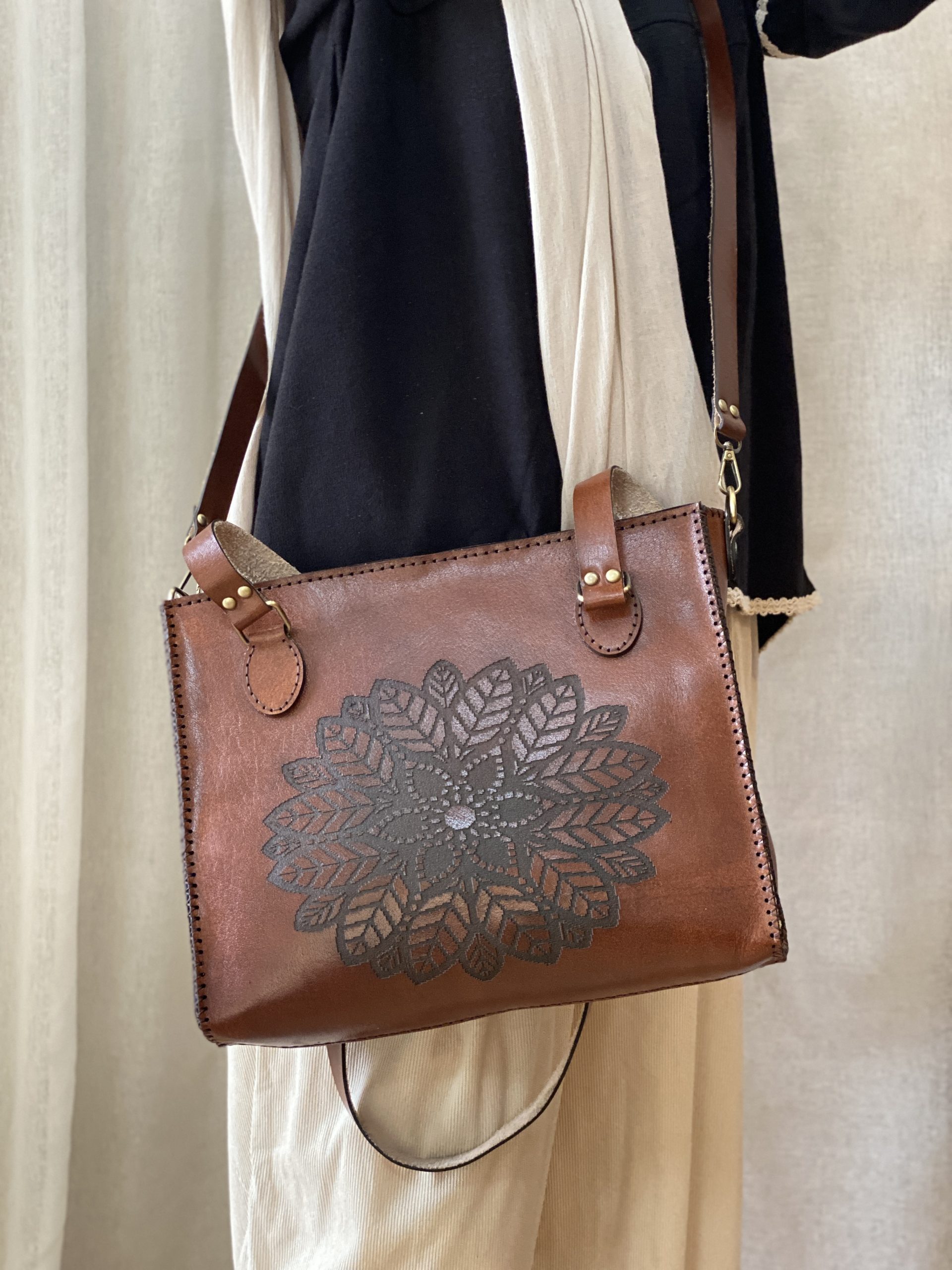 Details of Grace Bag - Image 11