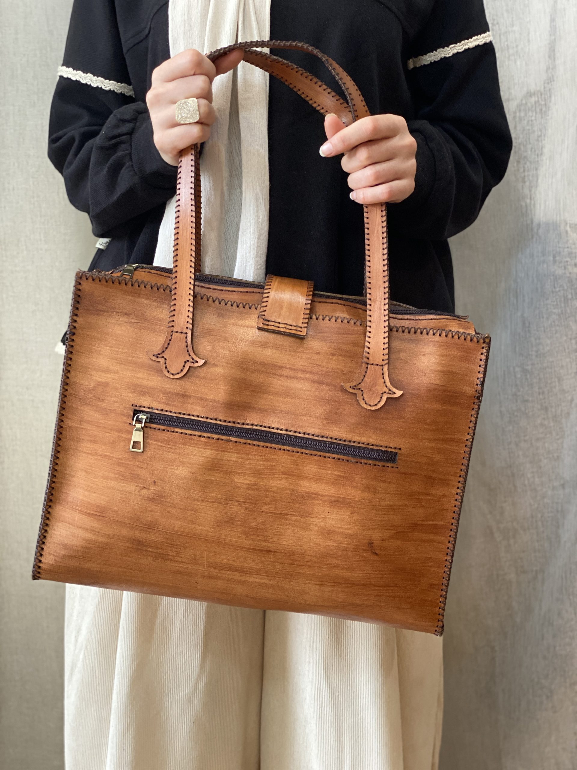 شنطة كنوز الجلد - الصورة 5