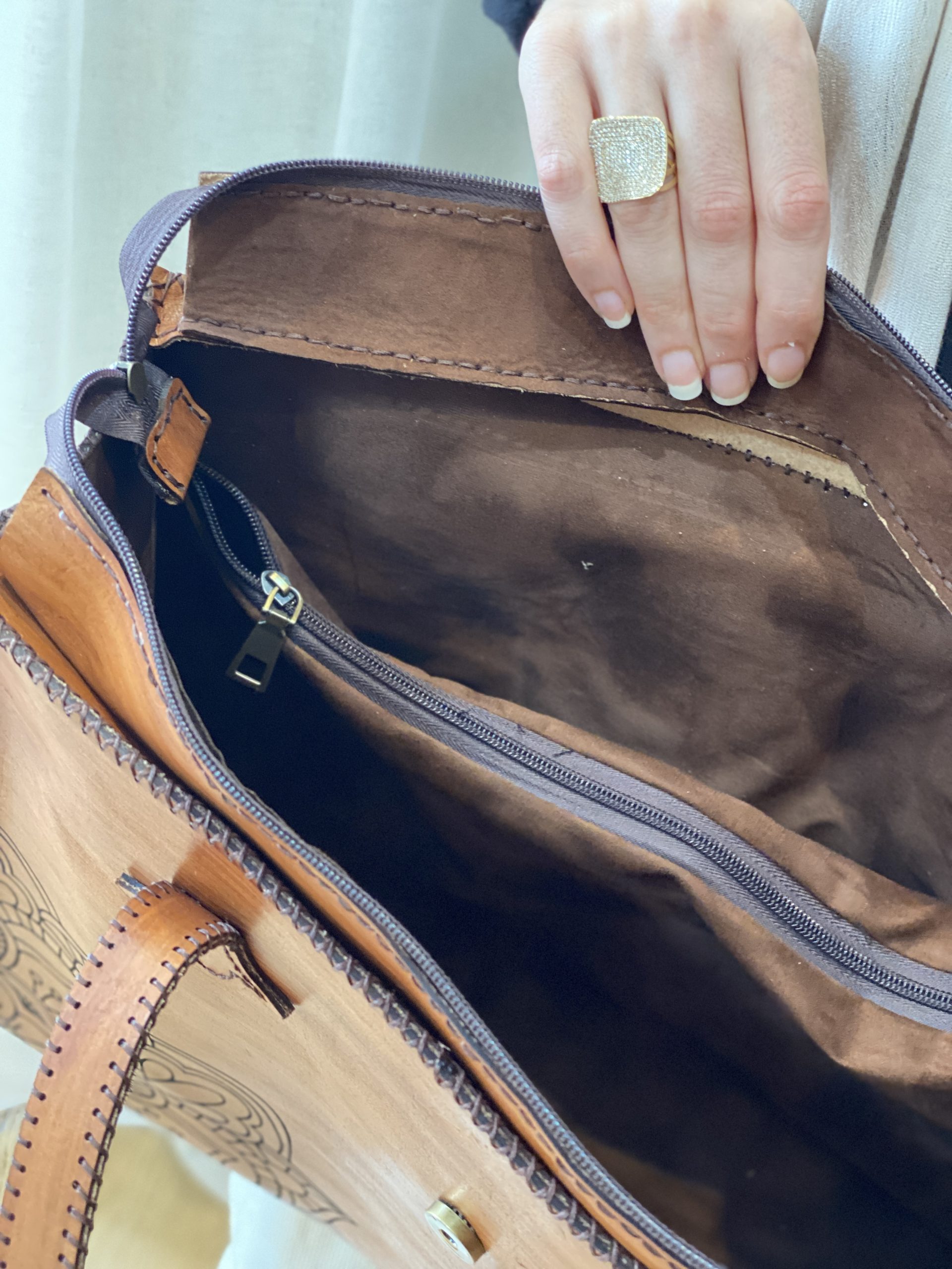 شنطة كنوز الجلد - الصورة 8