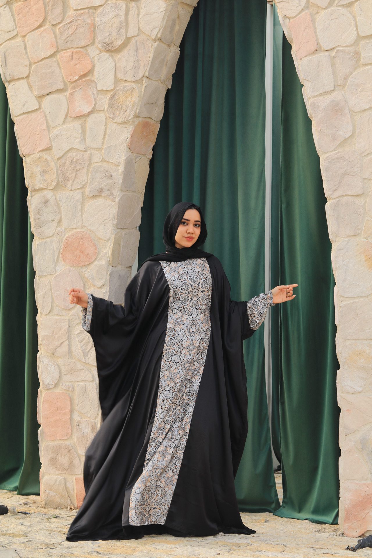 اسدال ستان مشجر في اسود (أ) - الصورة 6