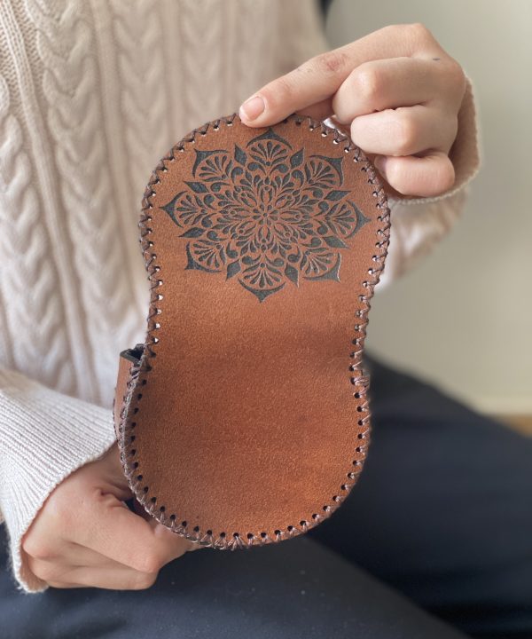 Compact genuine leather wallet