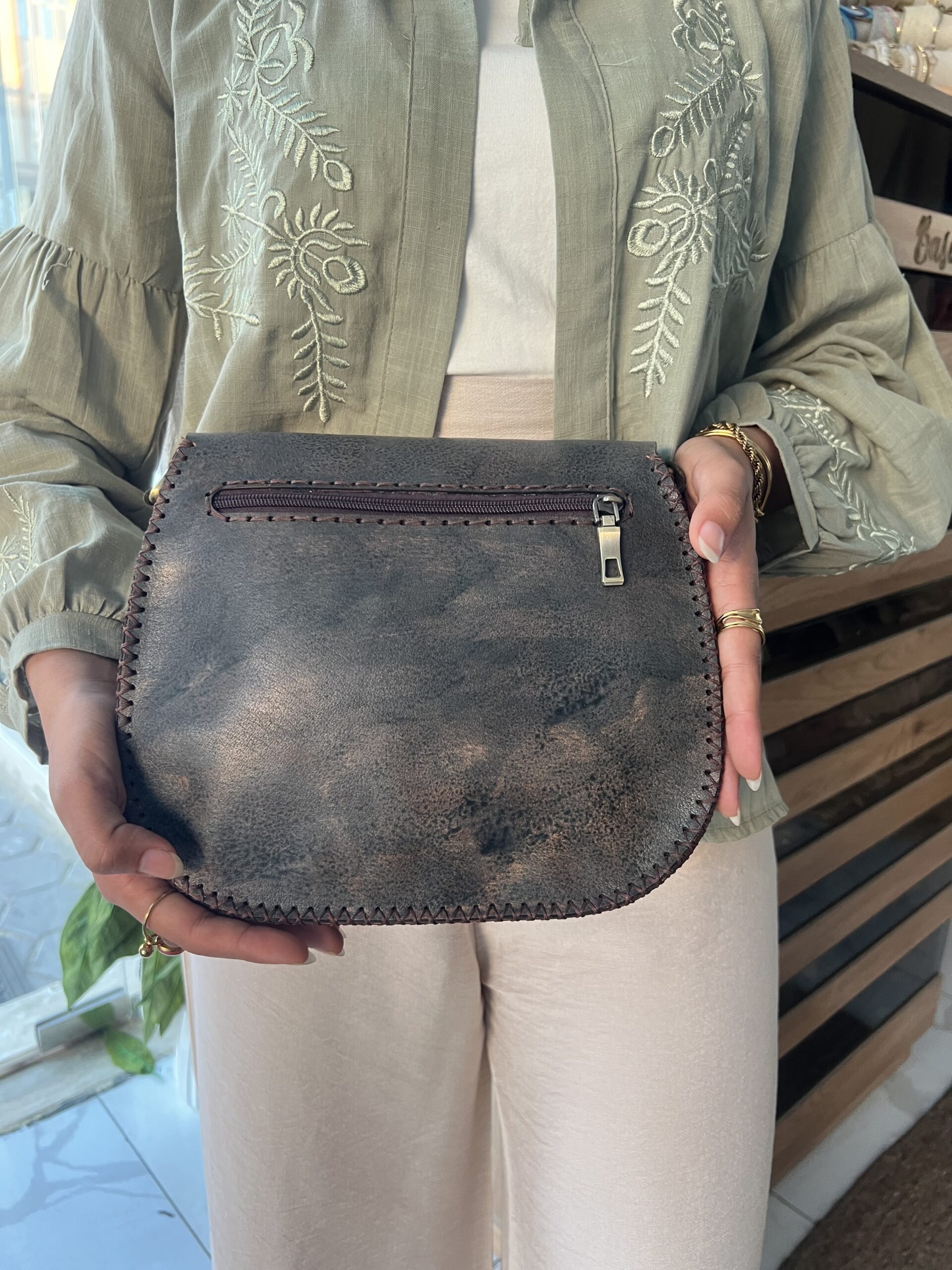 Calista Leather Bag - Image 4